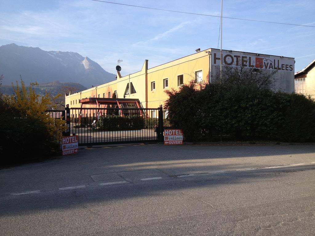 Les 4 Vallees Hotel Albertville Esterno foto