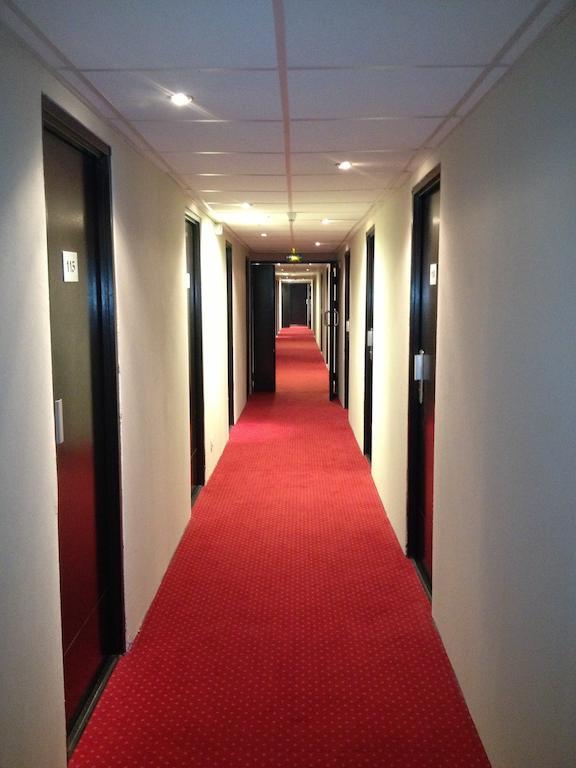 Les 4 Vallees Hotel Albertville Esterno foto