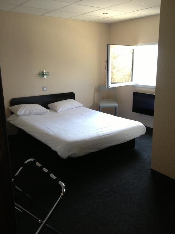 Les 4 Vallees Hotel Albertville Esterno foto