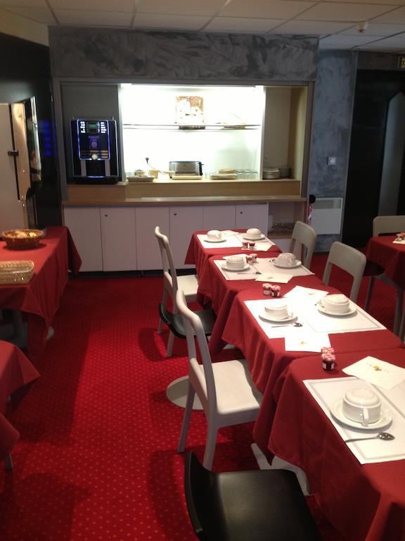 Les 4 Vallees Hotel Albertville Esterno foto