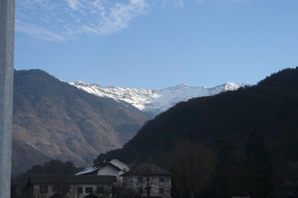 Les 4 Vallees Hotel Albertville Esterno foto