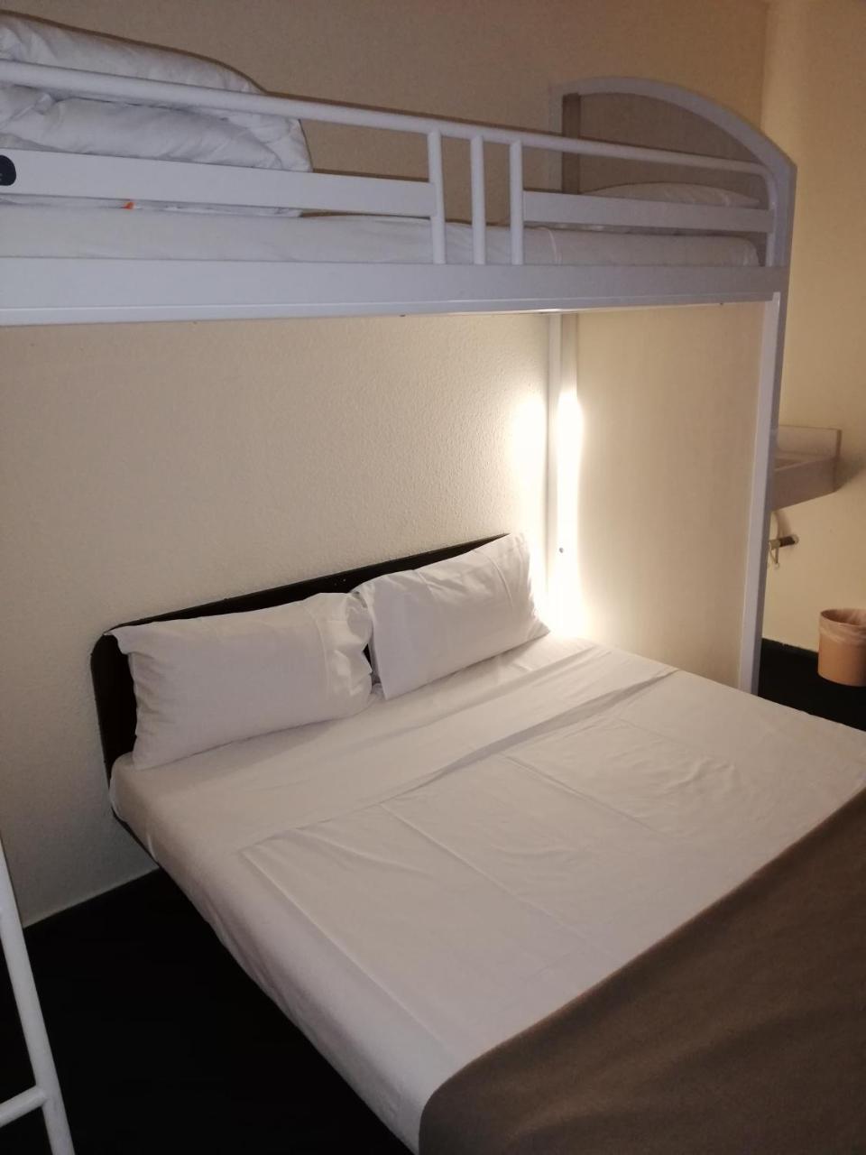 Les 4 Vallees Hotel Albertville Esterno foto