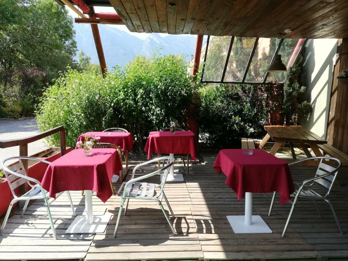 Les 4 Vallees Hotel Albertville Esterno foto